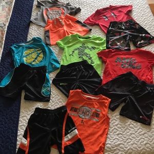 12 pc Boys sz 2T athletic bundle in GUC